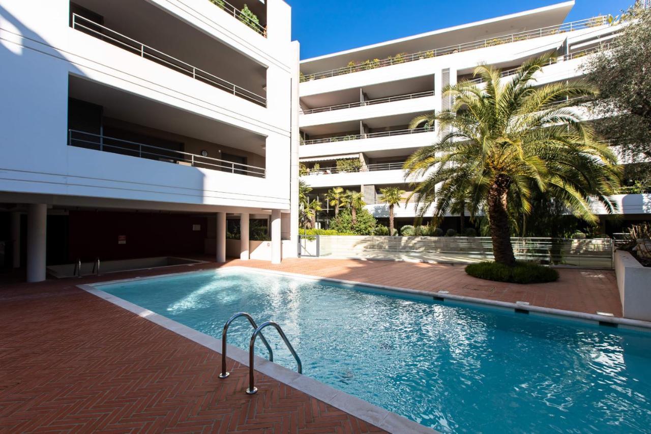 Renovated 2-Br Apartment With Terrace And Pool Κάννες Εξωτερικό φωτογραφία