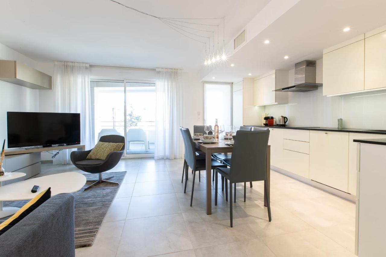 Renovated 2-Br Apartment With Terrace And Pool Κάννες Εξωτερικό φωτογραφία